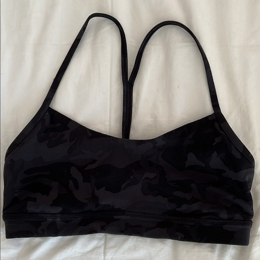 Flow Y Lululemon Sports Bra
